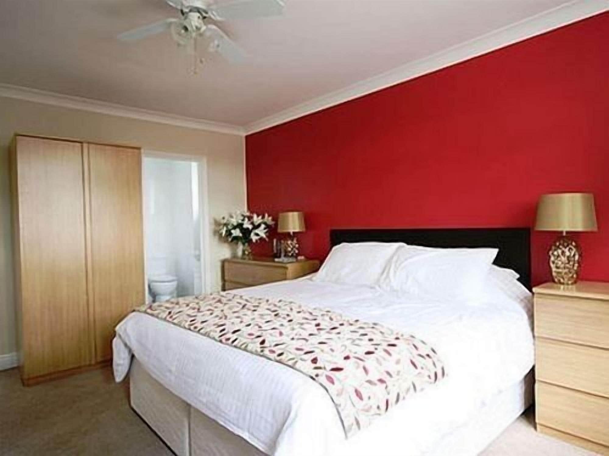 Dunmow Guest House Great Dunmow Esterno foto